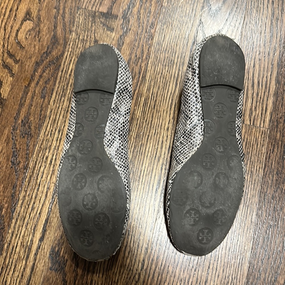 Tory Burch Reva Ballerina Flat Gray Python With S… - image 2